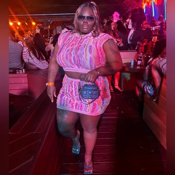 Coogi Sweater & Skirt Set. Worn 2x - Picture 2 of 6